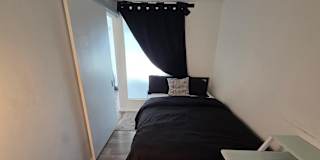 Alona's room