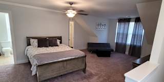 Ken's room