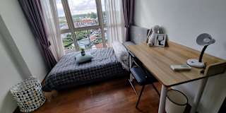 Seow yao hua's room
