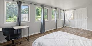 Dennis's room