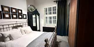 Su Baugh's room