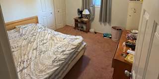 Roxanne's room