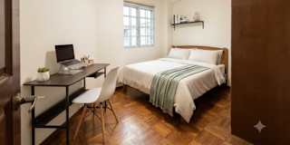 Veron's room