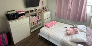 Nathaly's room