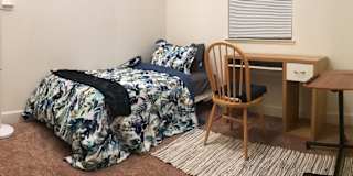 Xin's room