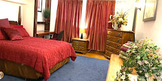 Kelly's room