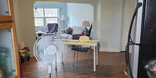 Lee's room