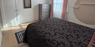 Anthony/Caroline's room