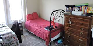 Semra's room