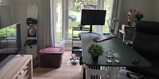 Stephen's room