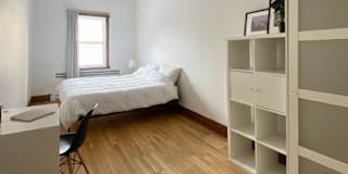 HelloMontreal's room