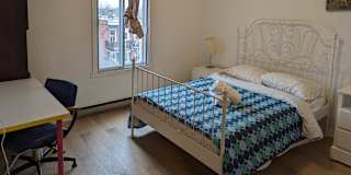LEI XU's room