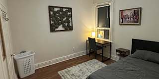 Glady's room