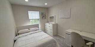 JOHN Oluwaseun JUMBO's room