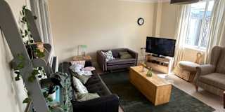thea's room