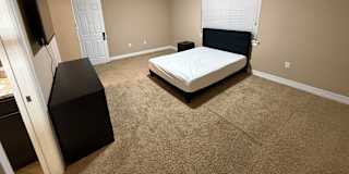 Tai's room