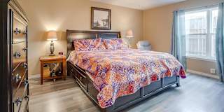 Moses Rooms's room