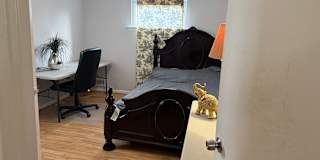 Ravi's room