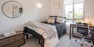 V's room