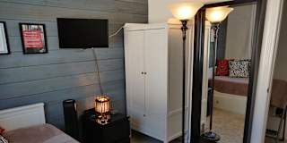 Alan's room