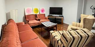 kristine-ann lat's room