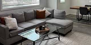Alcove Rooms's room