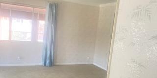 Lisa Della's room