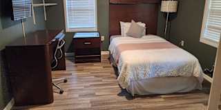 CL&C Property Management and Consulting's room