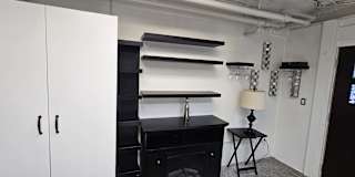 Yina's room