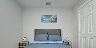 Felix's room