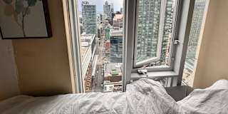 Housingfouryou's room