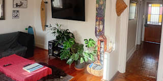 Dennis Ellis's room