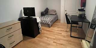 kristine-ann lat's room