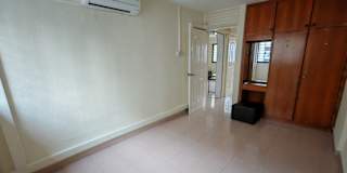 Eleanor Toh's room