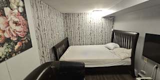 Door Man's room
