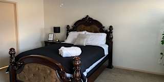 Ines's room