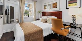 Xiaoye ( Zoe)'s room