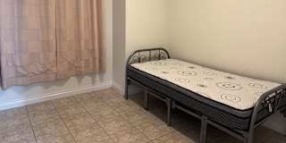 Henrry's room