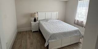 Carlos's room