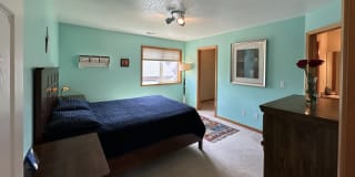 Thomas's room