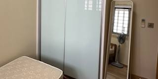 Jonathon Ng's room