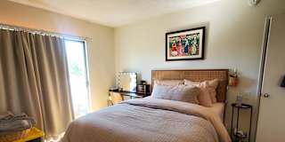 Naomi's room