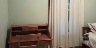 Eric Peterson's room