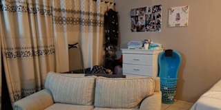 Tee's Rental Rooms's room