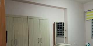 Farrah R's room