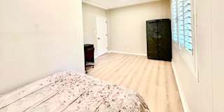 Ric's room