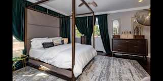 Fragoza's room