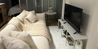 Muskan Arora's room