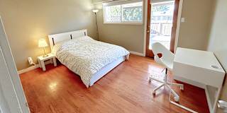 Shahram's room