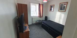 Amjad's room